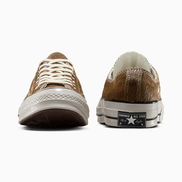 converse-chuck-taylor-all-star A13837C