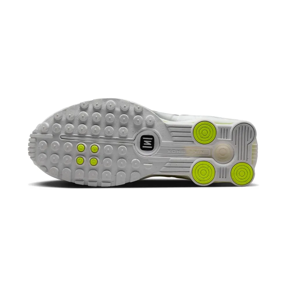 Nike Shox R4 “White Metallic Silver Volt” (AR3565-102)