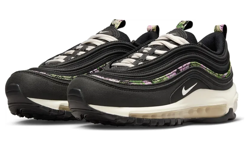 nike-air-max FN7104-010