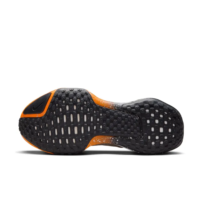 Nike ZoomX Invincible Run 3 “Oatmeal Safety Orange” (FQ8720-140)