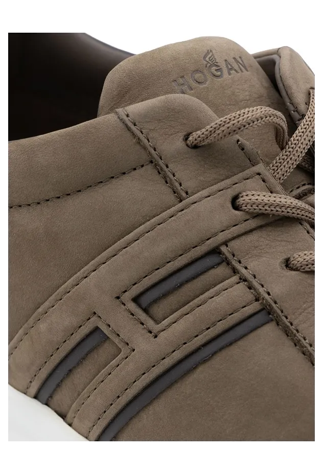 Hogan H580 Low-Top Sneakers in Suede with H Logo and Platform Sole Brown (HXM5800DV42UIE0FDQ) (3)