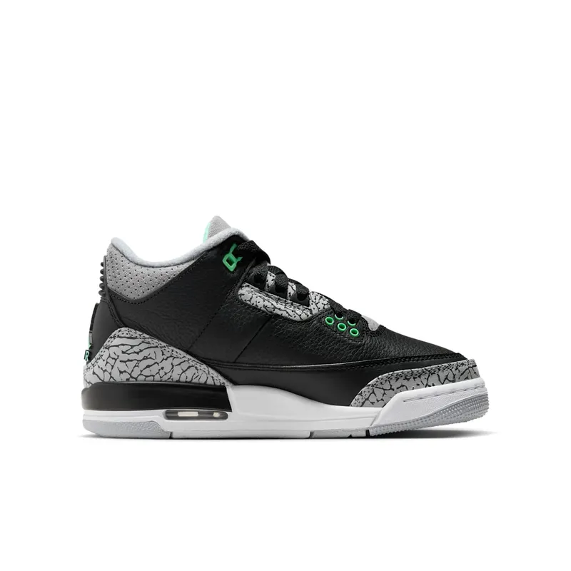 Air Jordan 3 GS “Green Glow” (DM0967-031)