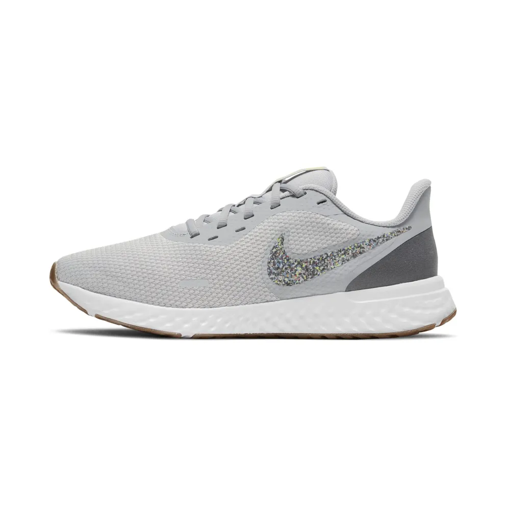 Nike Revolution 5 Premium “Wolf Grey / Iron Grey / White / Photon Dust” (CV0159-019)