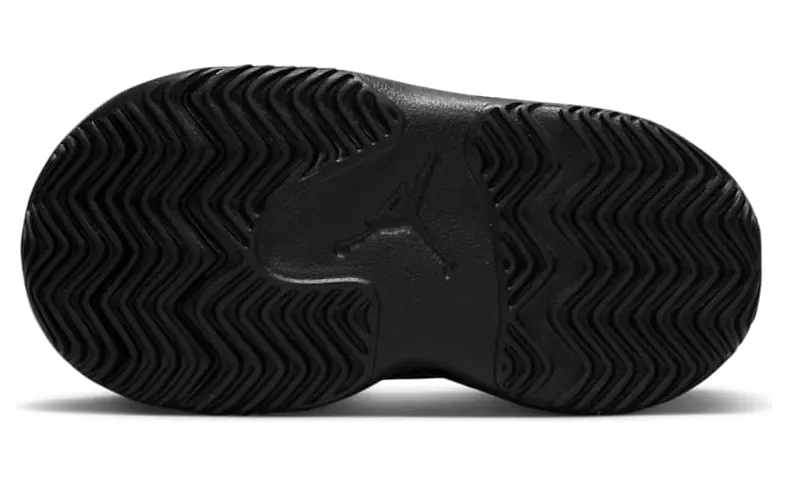 air-jordan-max-aura DQ8402-104