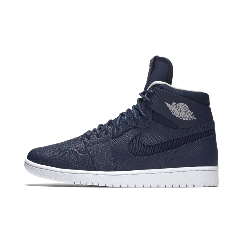 Jordan 1 Retro Nouveau Navy Snake Midnight Navy/Light Bone-White (819176-407)