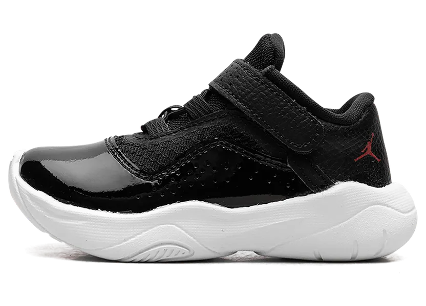 Jordan 11 CMFT Low Zwart (CZ0906-005)