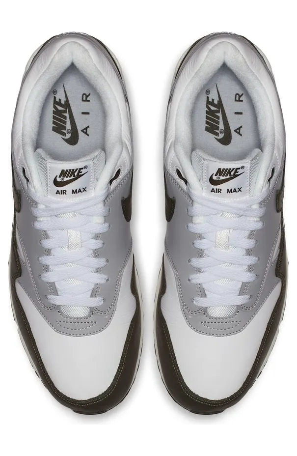 nike-air-max AJ7695-107