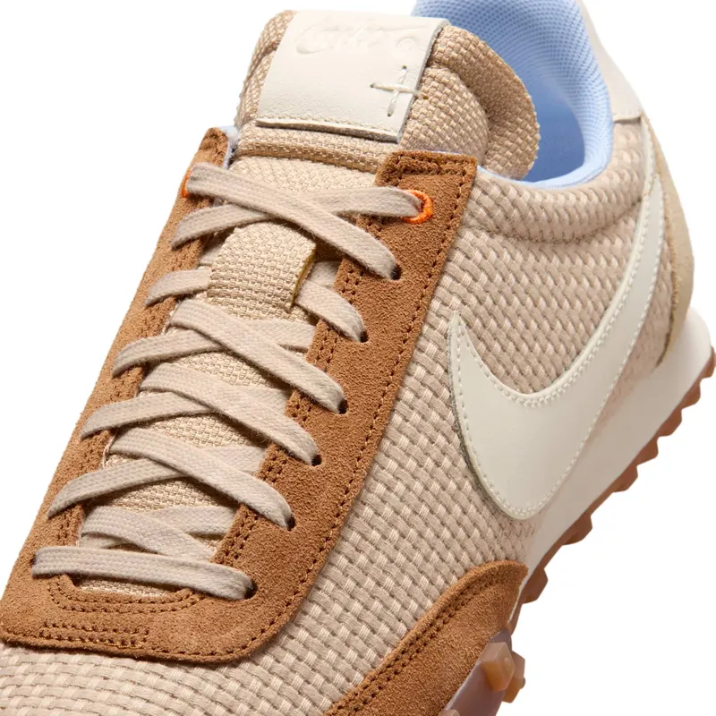 Nike Waffle Racer ’26 “Linen Light British Tan Aluminum” (IR7017-212)