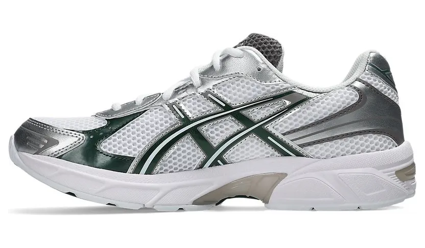 Asics Gel-1130 “Forest Night”: de donkerste move van het seizoen (4)