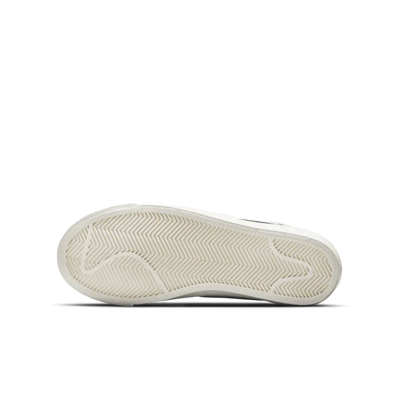 Nike Blazer Mid ’77 White (DJ2618-100)