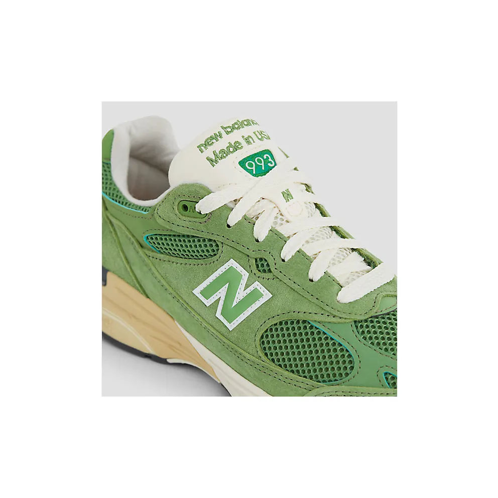 New Balance 993 “Made in USA – Chive” (U993GW)