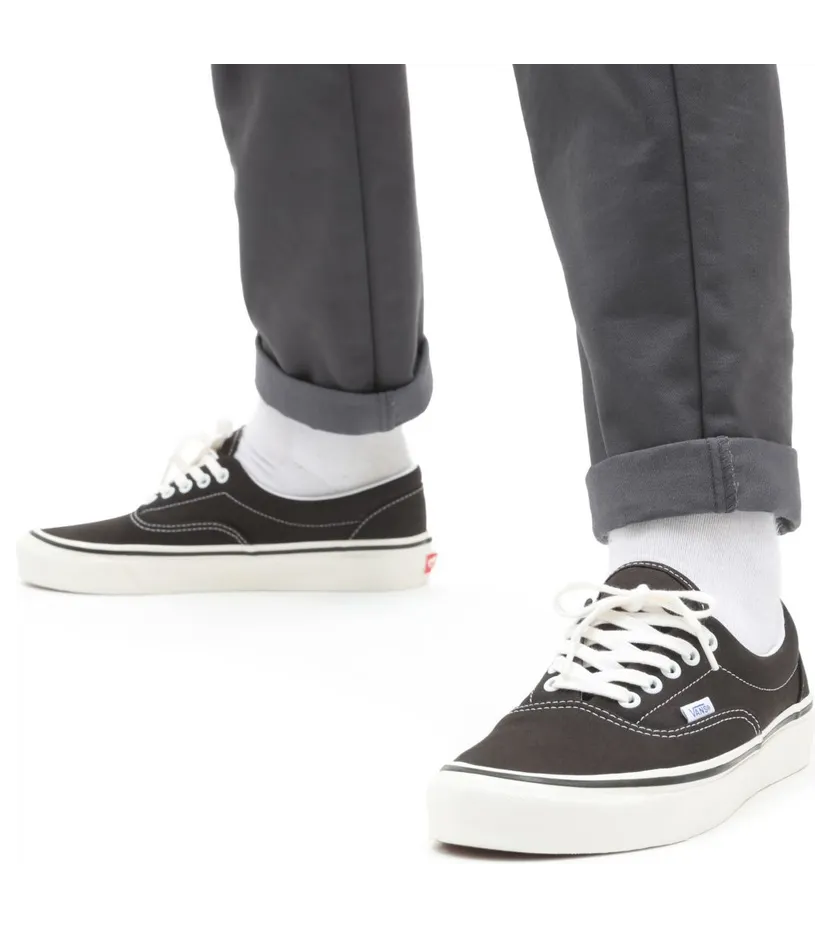 vans-style VN0A2RR1UDA