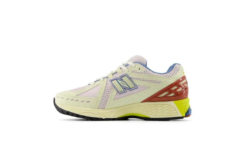 New Balance 1906R “Dawn Glow/Tamarind” (M1906RVB)