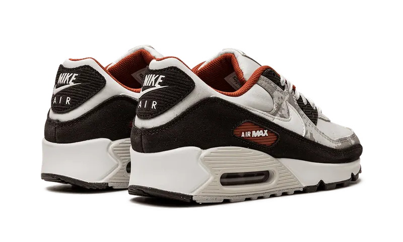 Nike AIR MAX 90 SE “Social FC” (DX3576-001)