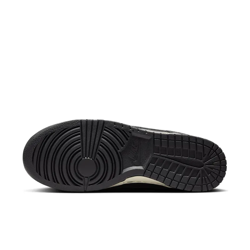 Nike Dunk Low SE “Black Grey Gum” (HF3145-001)