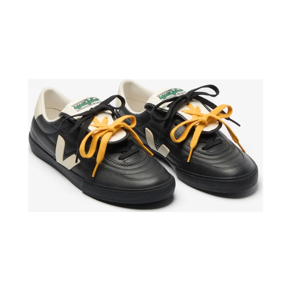 Veja Panenka Leather Magliano Black (MG0221674B)