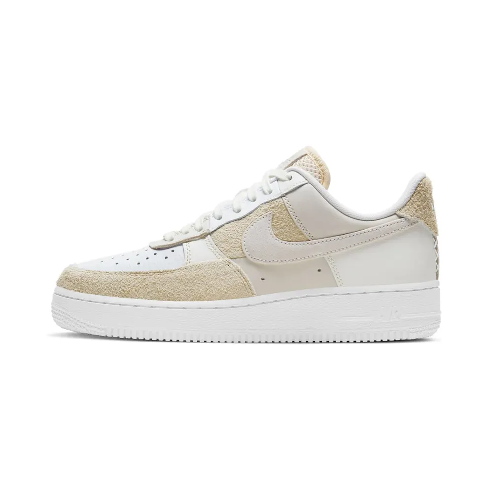 Nike Air Force 1 07 Coconut Milk (W)