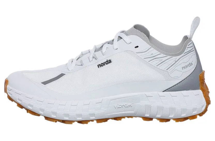 norda the 001 White / Gum (1002)