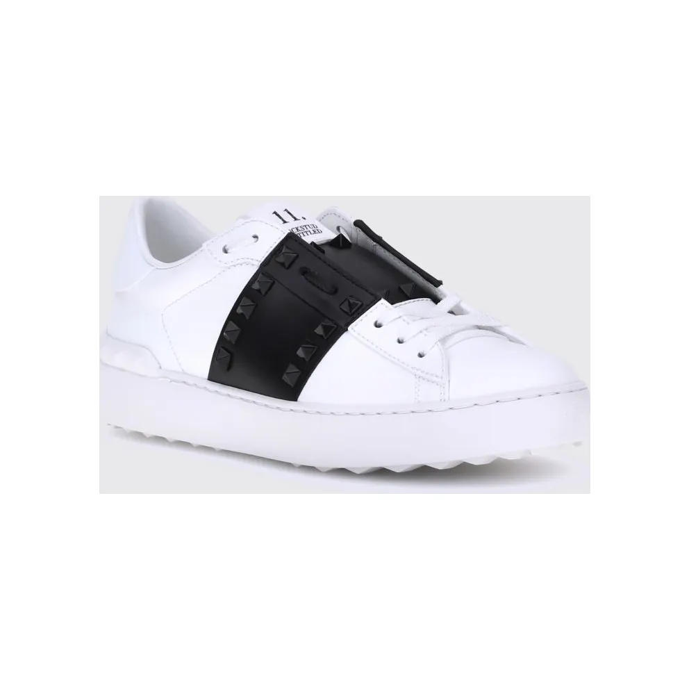 Valentino garavani Rockstud Untitled Sneakers in Smooth Leather with Studs White (S0A01LTUA01)