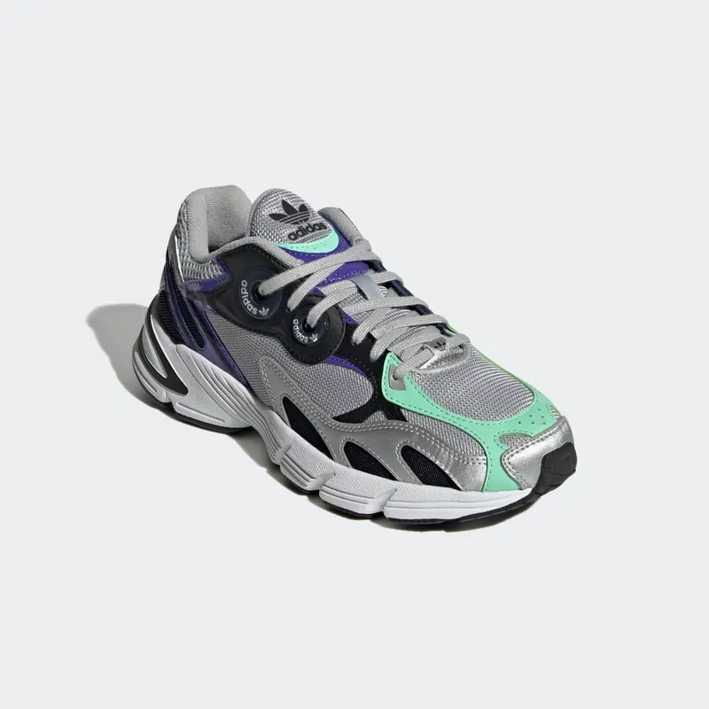 Adidas Astir Silver Metallic / Silver Metallic / Core Black (GY1121)