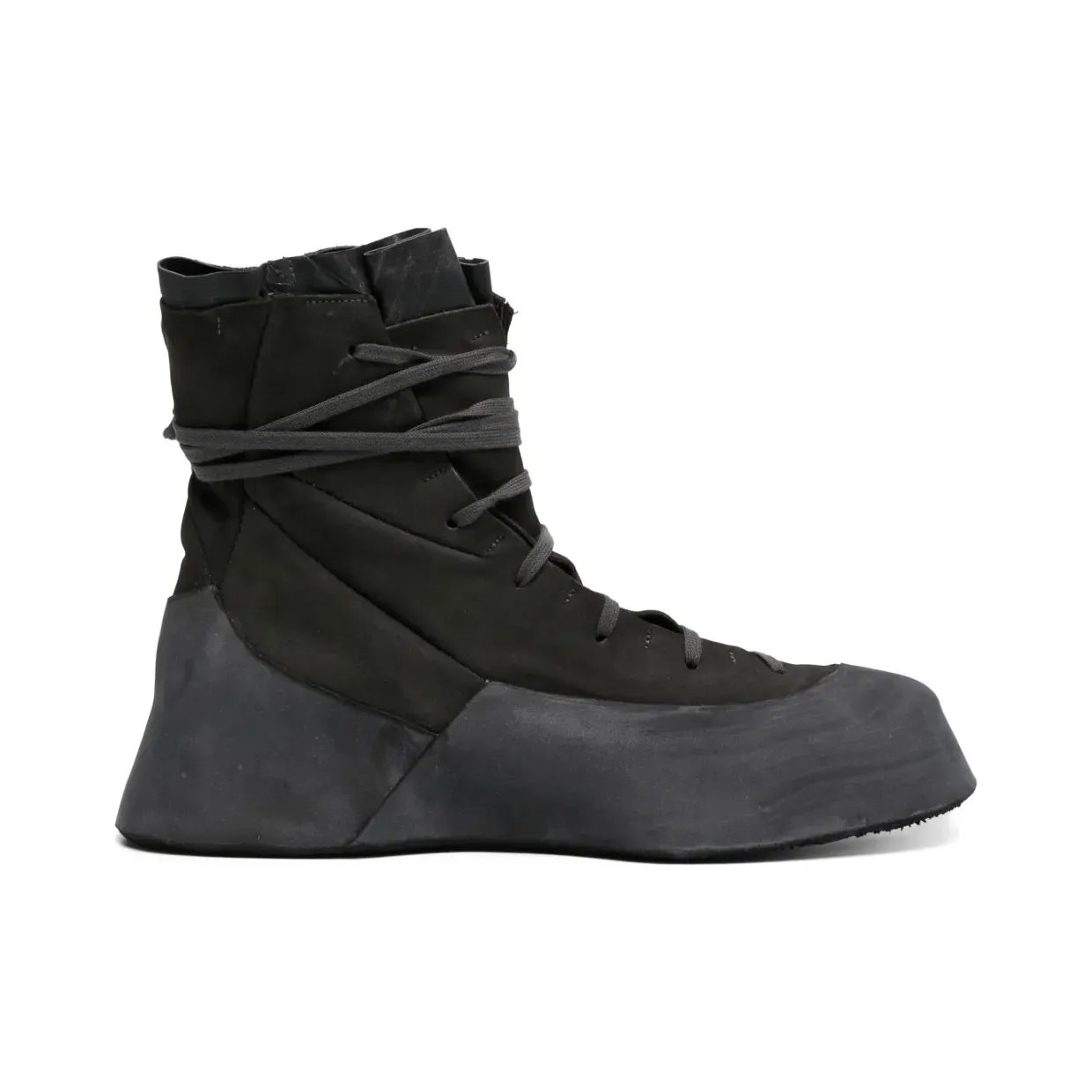 leon-emanuel-blanck-sneaker DISTORTIONFHIGHGRY