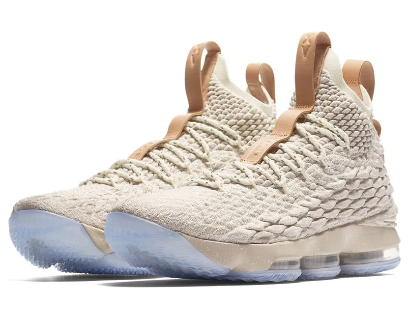 nike-lebron-15 897648-200
