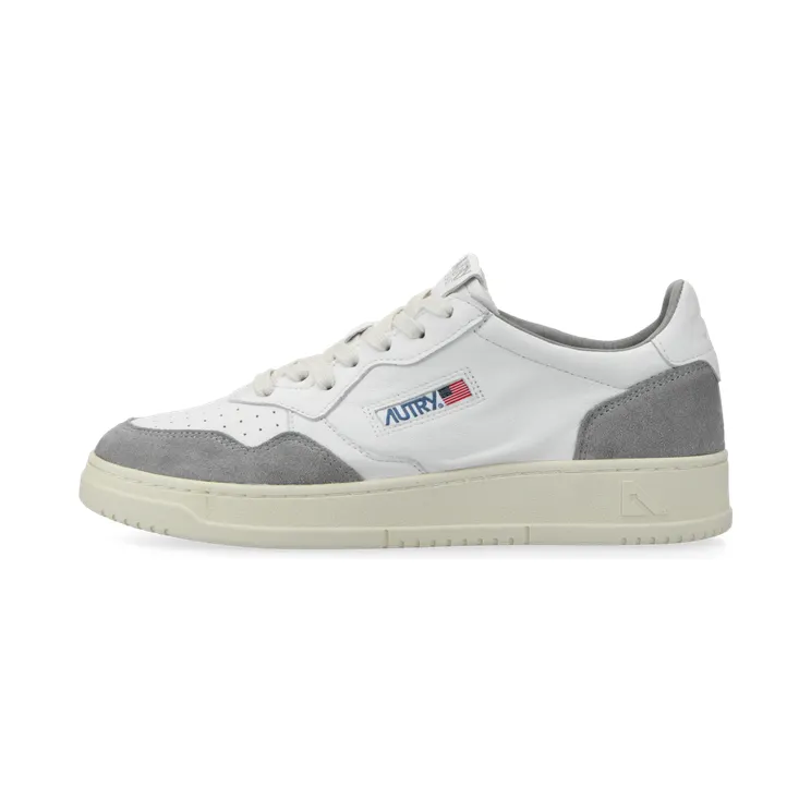 Autry Medalist Low (goat / suede white / grey) – AULMGS37