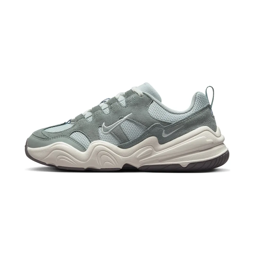 Nike Tech Hera “Mica Green Grey” (DR9761-001)
