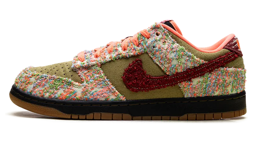 Nike Dunk Low “Green Curry” (IB2263-300)
