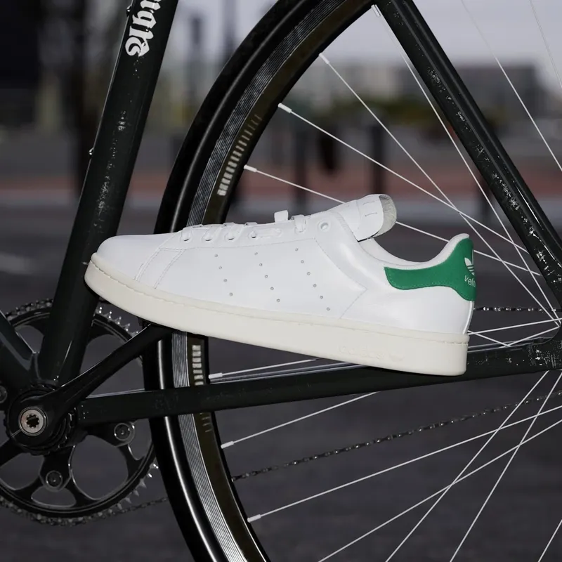 Adidas Velostan Smith Cloud White / Cloud White / Off White (IE8398)