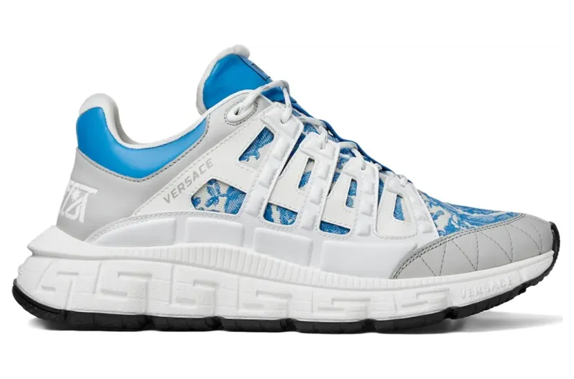 Versace Trigreca Sneakers mit Barocco-Jacquardmuster – Schwarz (DSU80941A09769)