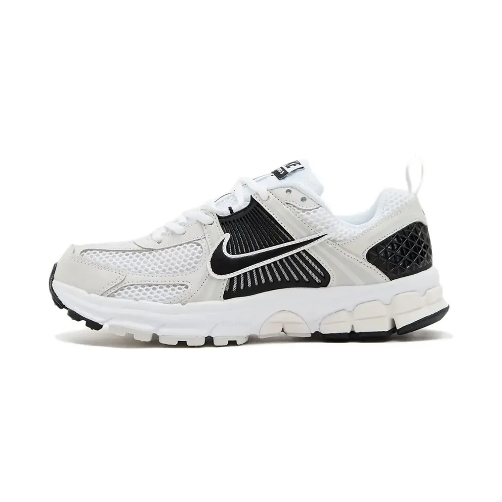 Nike Zoom Vomero 5 Metallic Platinum Black (HF6998-104)