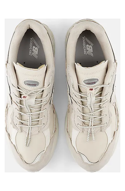 New Balance 2002R “Sandstone”: gescheurd met opzet, en het werkt (3)