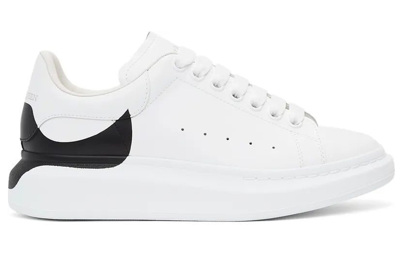 Alexander McQueen White & Black Oversized Sneakers (645863WHZ4L)