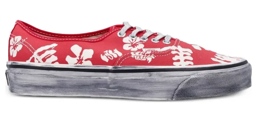 Vans Premium Authentic met bloemenprint “Red” (VN000DB8CYKAM)