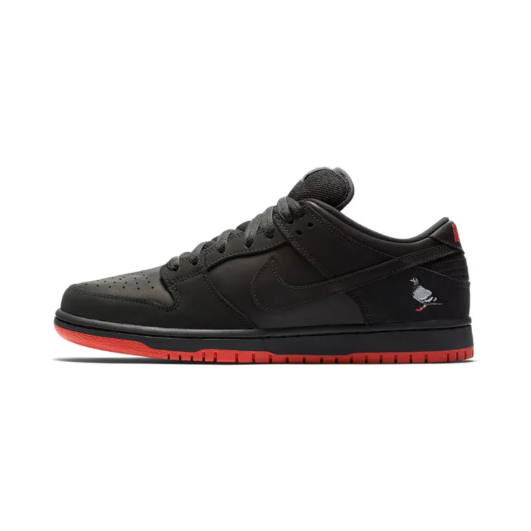 Nike SB Dunk Low Black Pigeon (Engraved) ((Engraved) 883232-008)