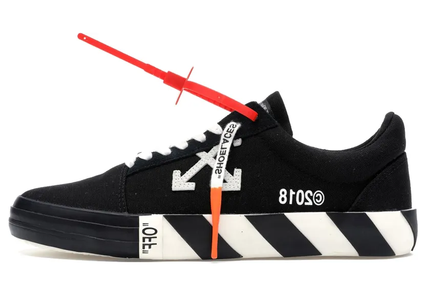 Off-White Vulc Low Top ‘Black’ Black (OMIA085E183510011000)
