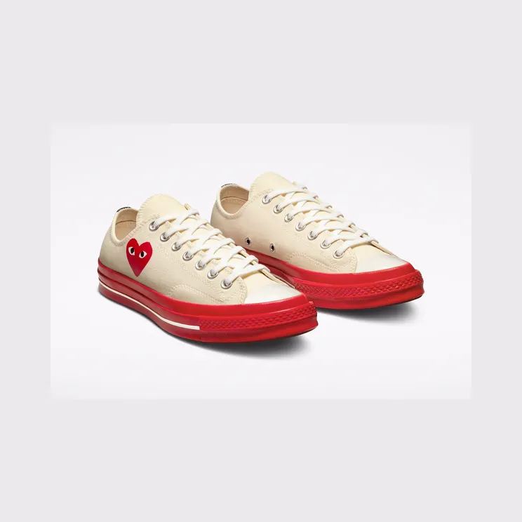 converse-chuck-taylor-all-star A01796C