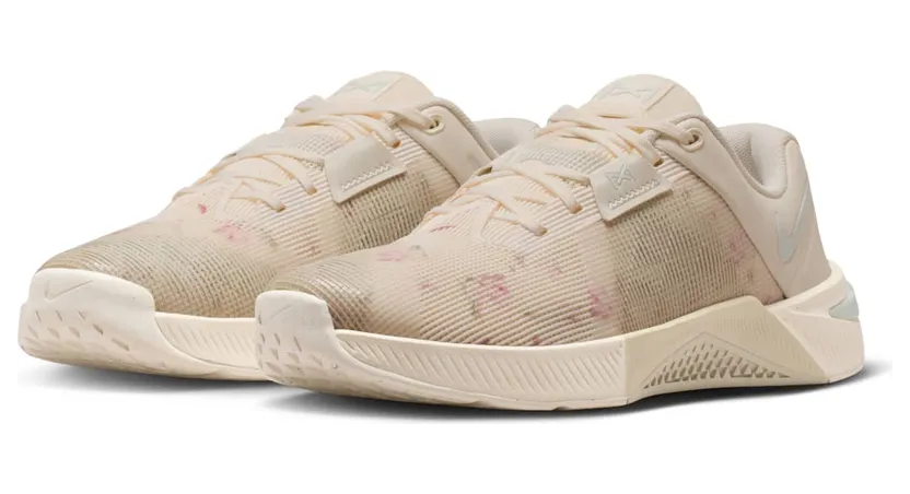 nike-metcon IB6544-100