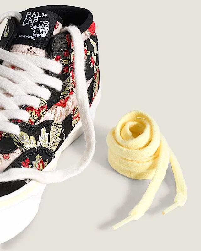 Vans Half Cab 33 Decon Vibram “Floral Tapestry” (VN00110EBLK): geborduurde bloemen op een skate-icoon (5)