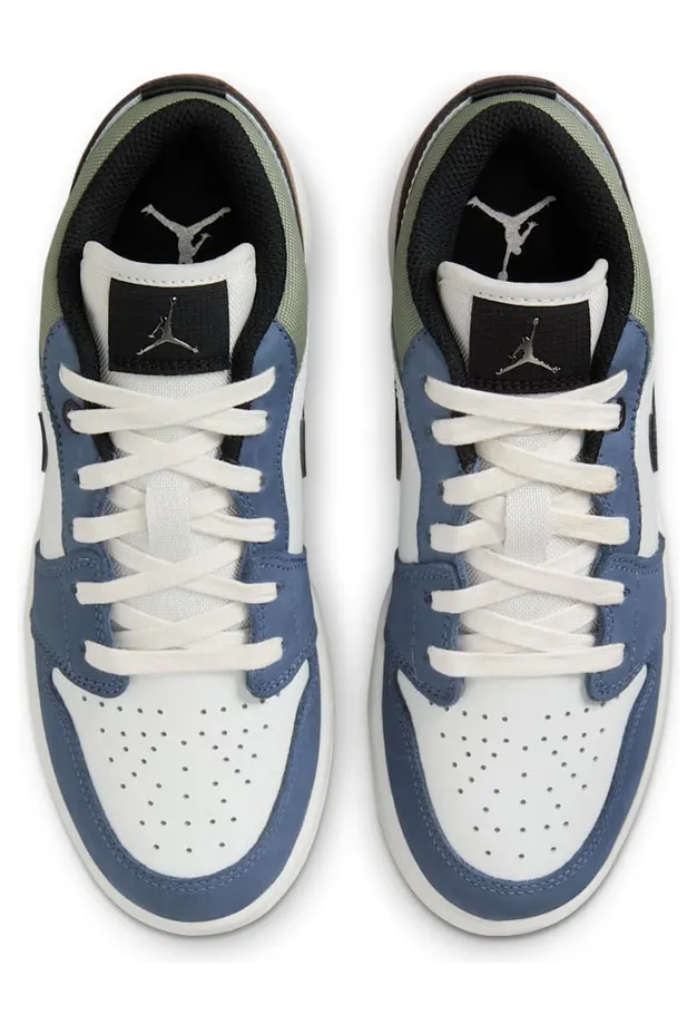 air-jordan-1 HV5973-101
