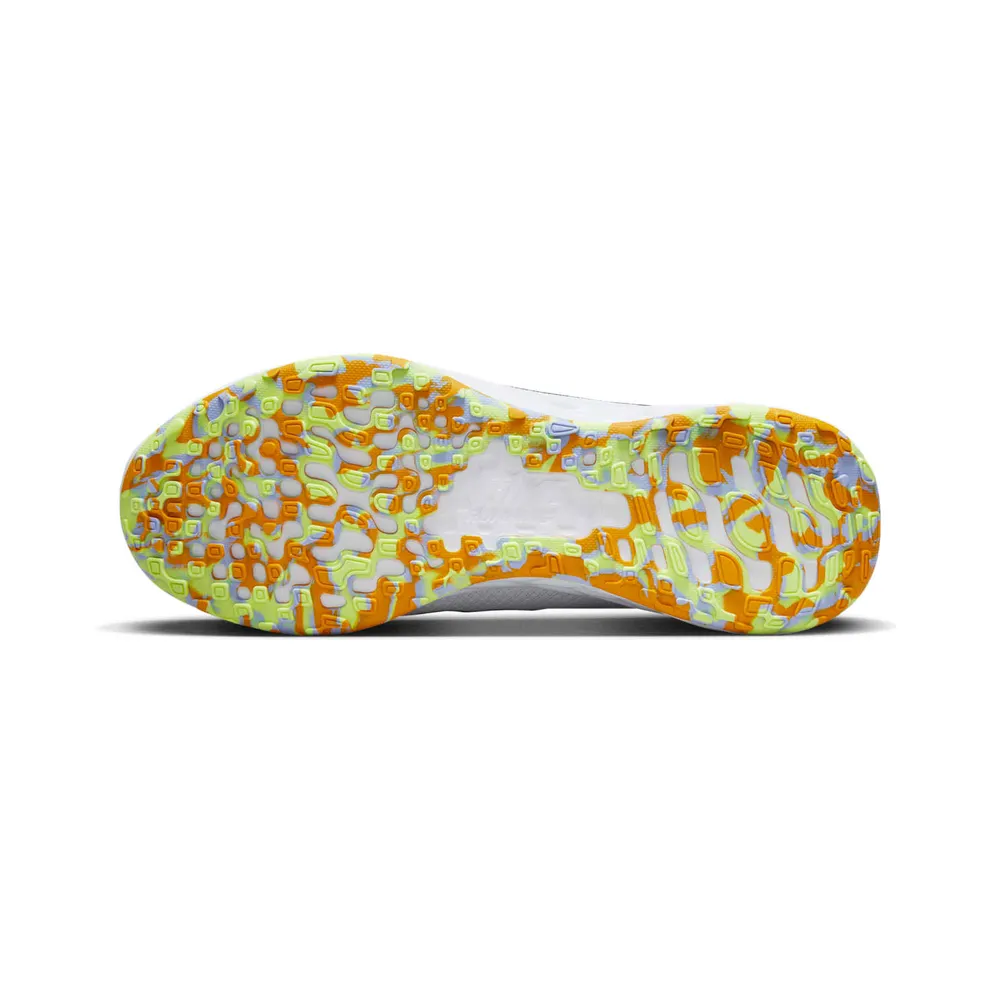 Nike Revolution 6 PRM “White / Light Thistle / Light Soft Pink / Dark Smoke Grey” (DO9475-100)