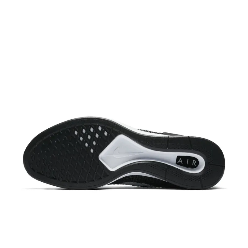 Nike Mariah Flyknit Racer Black White Black/White-Dark Grey (918264-001)