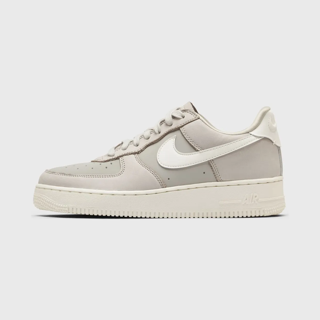 nike-air-force IQ9722001