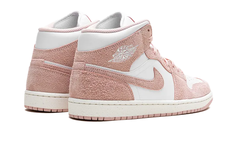 Air Jordan 1 Mid “Legend Pink” (FN5215-161)