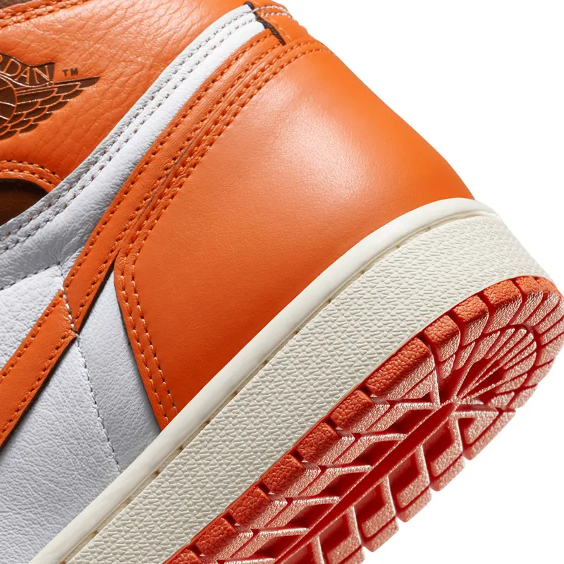air-jordan-1 DO9369-101