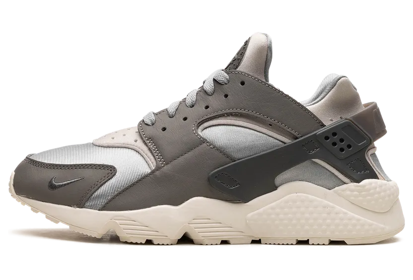 Nike AIR HUARACHE “LIGHT SMOKE GREY” (FB8988-001)