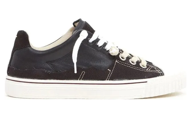Maison Margiela New Evolution Black (S58WS0234 P5063 H8588)