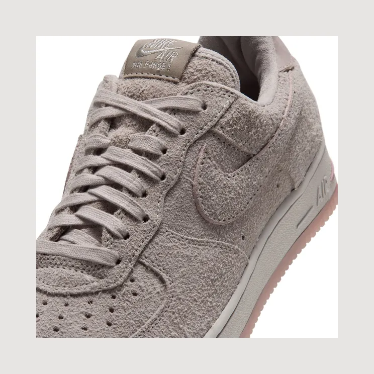 nike-air-force IV6999-001