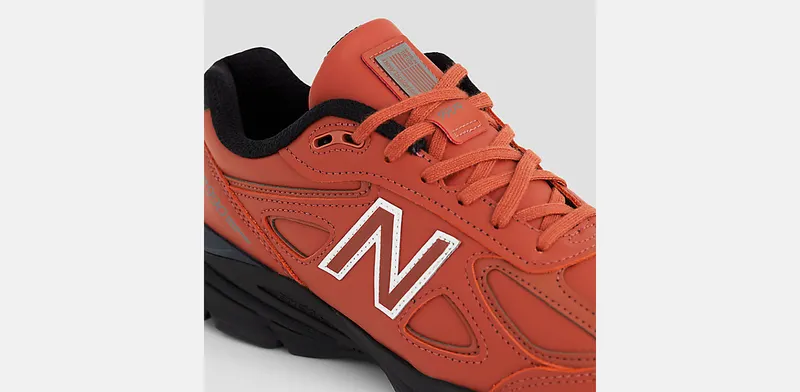New Balance 990V4 MADE IN USA “TEDDY SANTIS – MAHOGANY BLACK” (U990RB4)